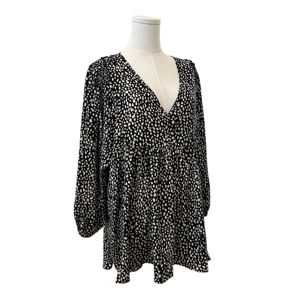 Umgee Women's 1XL Black White Relaxed Plus Babydoll Work Casual Flowy Blouse - Picture 2 of 5